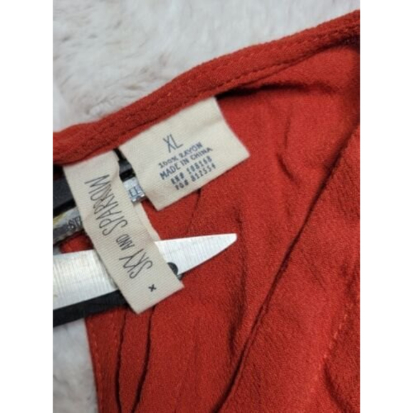 Sky And Sparrow Clay Red Short Sleeve Crop Top V Neck Tie Back Size XL - Picture 5 of 8